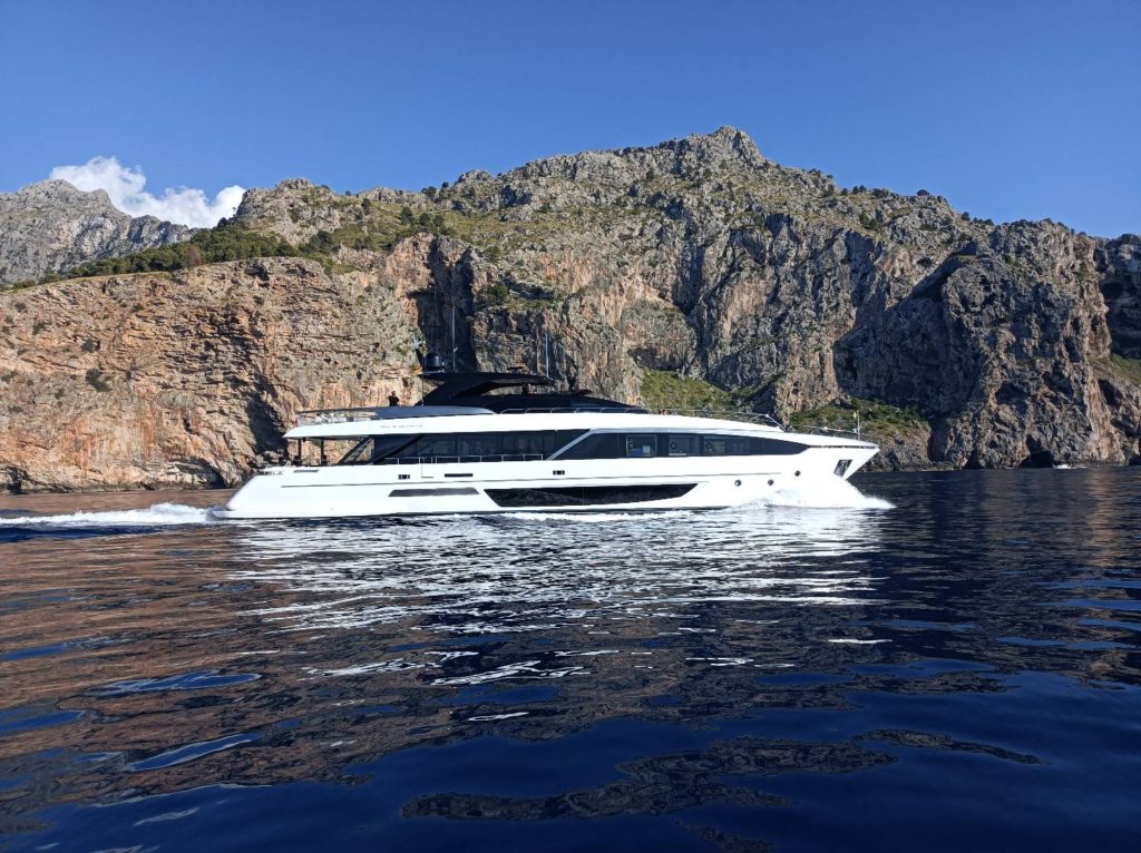 M/Y Elysium